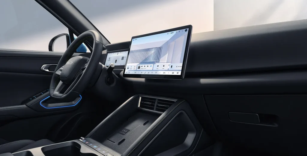 BYD-ATTO-2-DM-i-Active-interior-delantera-II.webp