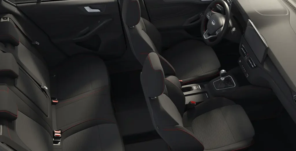 Ford-Focus-ST-Line-X-1.0T-EcoBoost-MHEV-125CV-interior-trasera