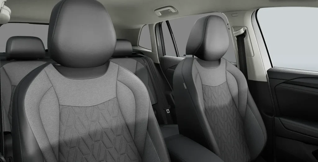 Volkswagen-Tiguan-Mas-1.5-TSI-eHybrid-150kW-204CV-DSG-interior-delantera-II